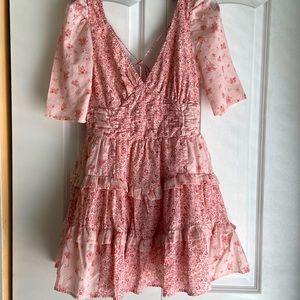 Vestido floreado.